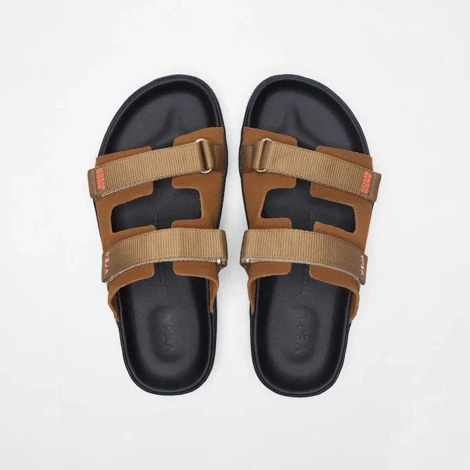 Arpoador Süet Veja X Homecore Konyak Çadır Siyah Arpoador Süet Veja X Homecore Konyak Çadır Siyah
